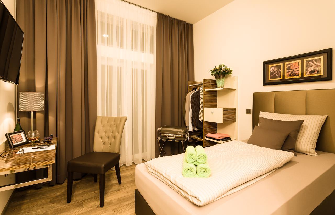 Wuschl Lounge Hotell Kuhbach  Eksteriør bilde