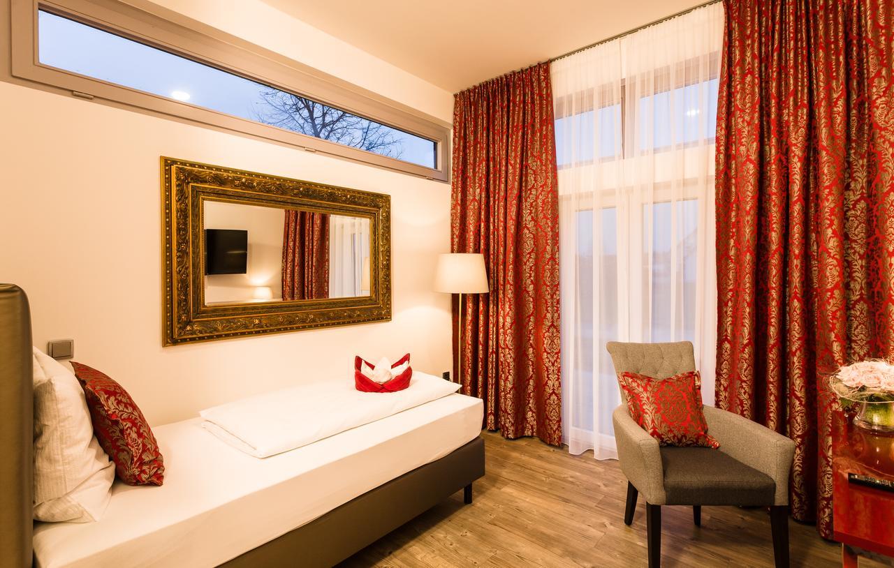 Wuschl Lounge Hotell Kuhbach  Eksteriør bilde