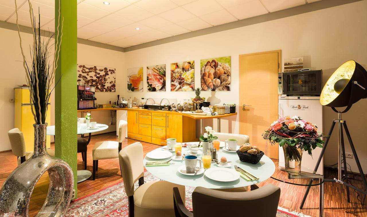 Wuschl Lounge Hotell Kuhbach  Eksteriør bilde