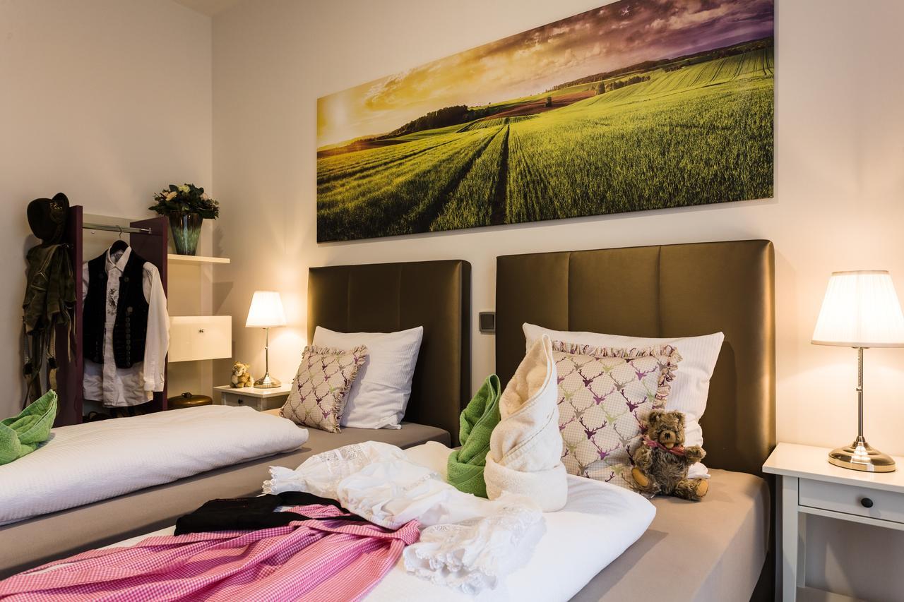 Wuschl Lounge Hotell Kuhbach  Eksteriør bilde