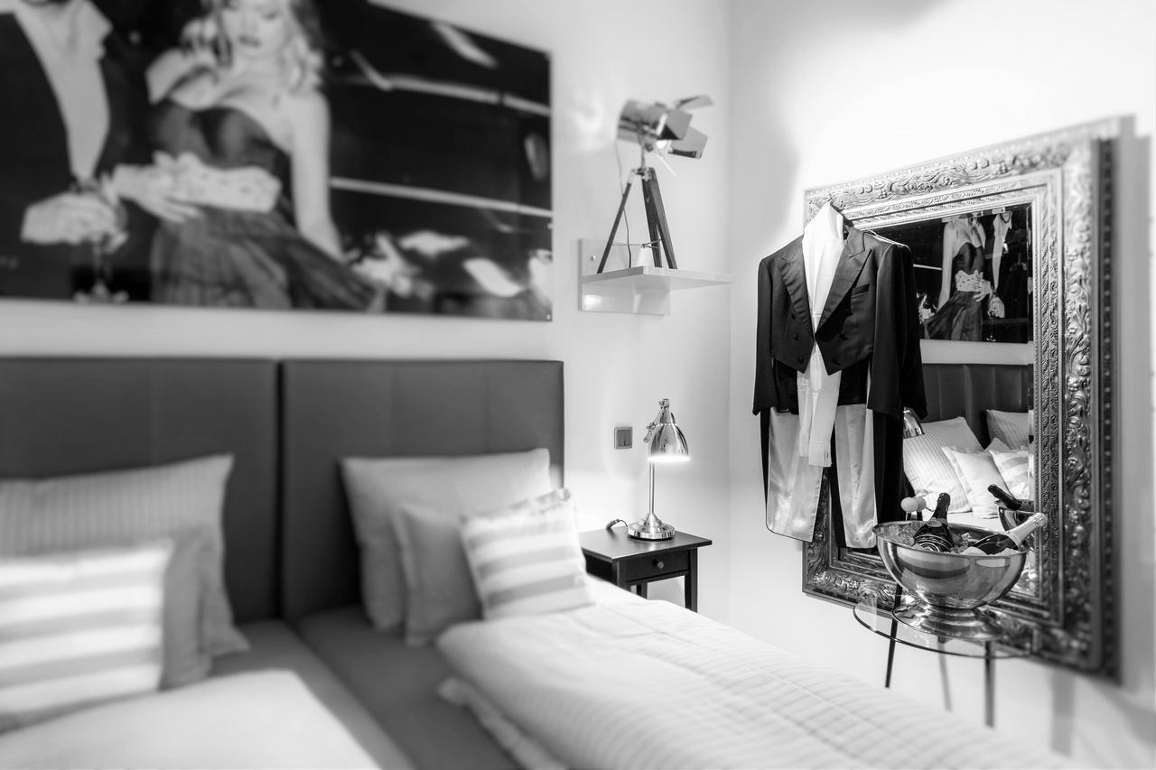 Wuschl Lounge Hotell Kuhbach  Eksteriør bilde
